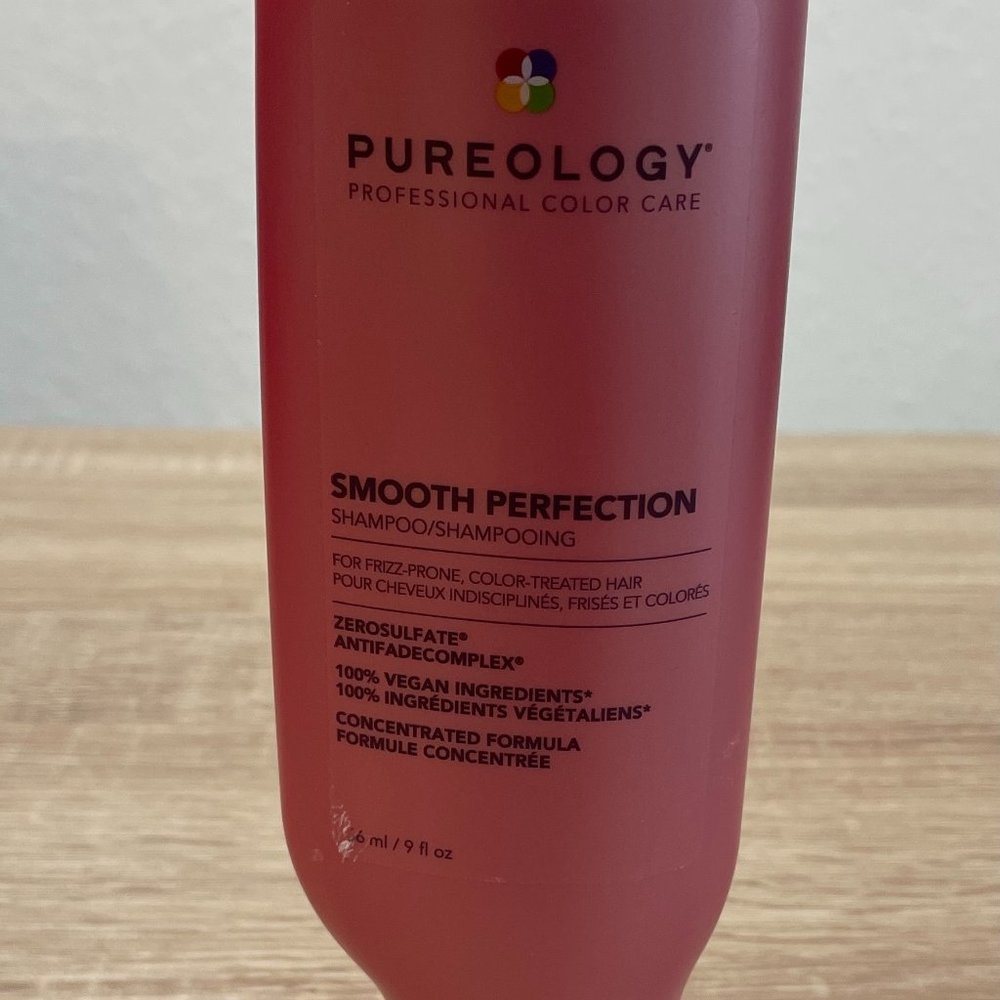 Pureology Smooth Perfection Shampoo | For Frizzy, Color-Treated Hair